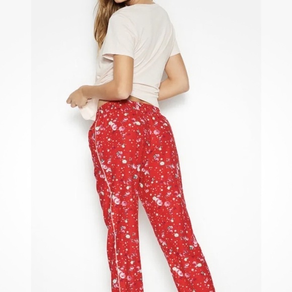 Victorias Secret Cotton And Flannel Pajama Set PJ Red Pink Starry Floral Size M - Picture 3 of 10